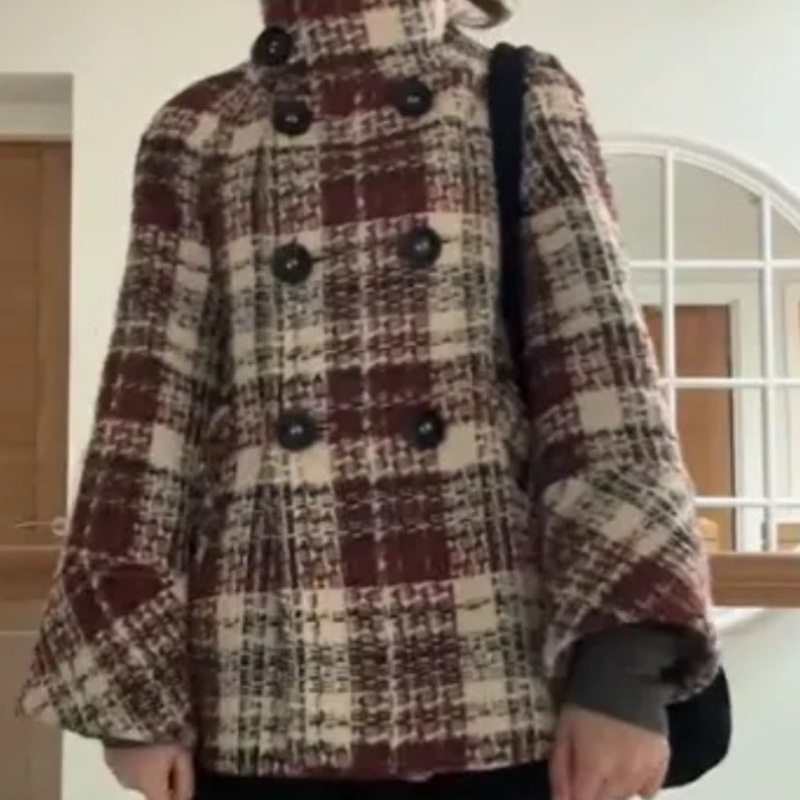 Warm Checkered Turtleneck Shou - Christmas Throw Blanket ulasan dan harga